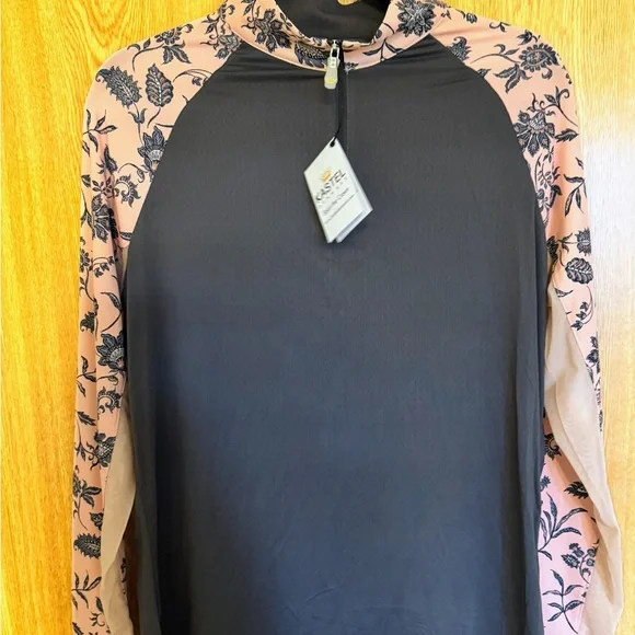 Kastel Women's Gray and Pink Floral Top - Picture 3 of 5